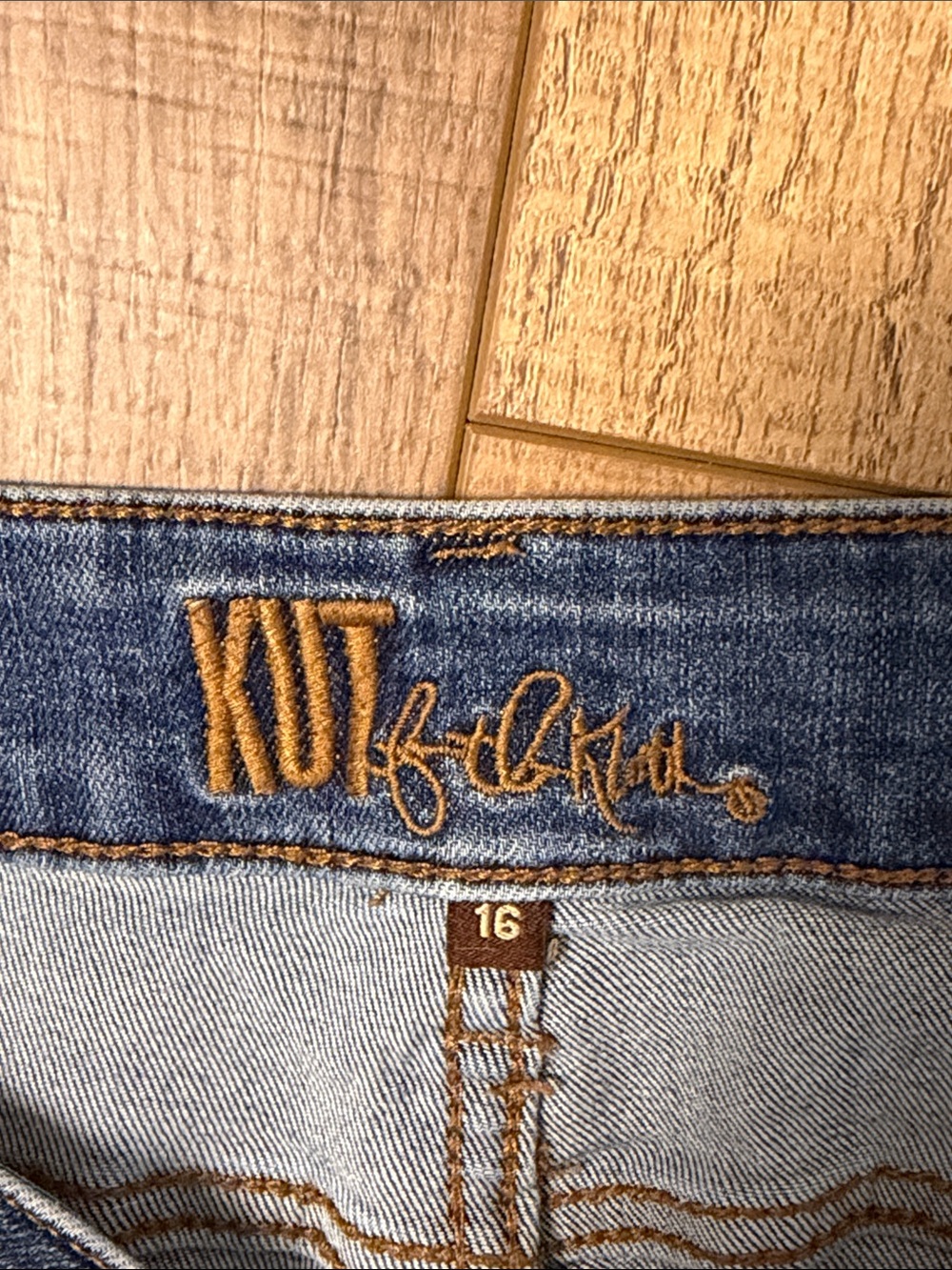 KUT from the Kloth Meg Raw Hem High Waist Wide Leg Jeans Size 16 - Picture 2 of 10